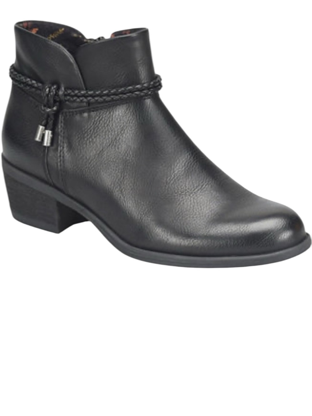 NWT b.o.c. Lindsay bootie in black